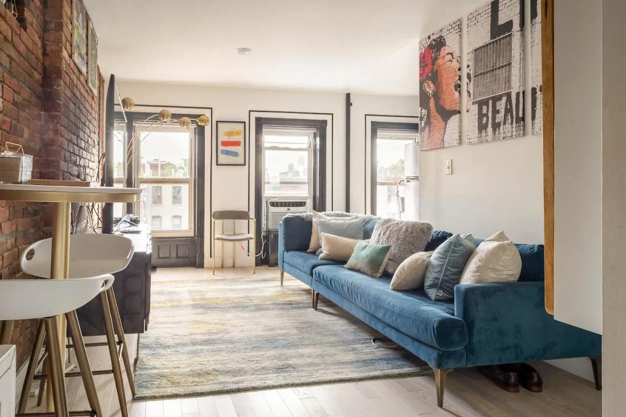 Wonderful Getaway In Bedford-Stuyvesant Apartment New York