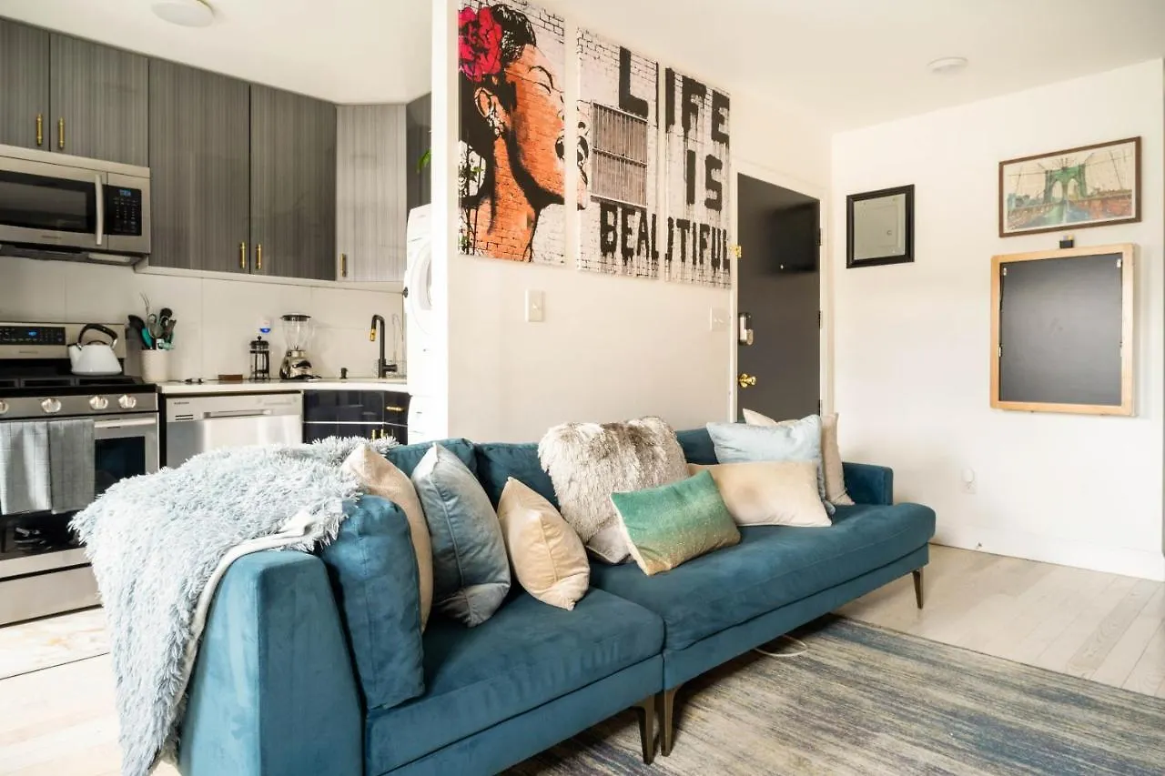 Wonderful Getaway In Bedford-Stuyvesant Apartment New York