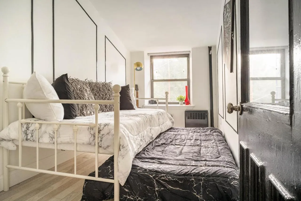 Wonderful Getaway In Bedford-Stuyvesant Apartment New York 0*,  United States